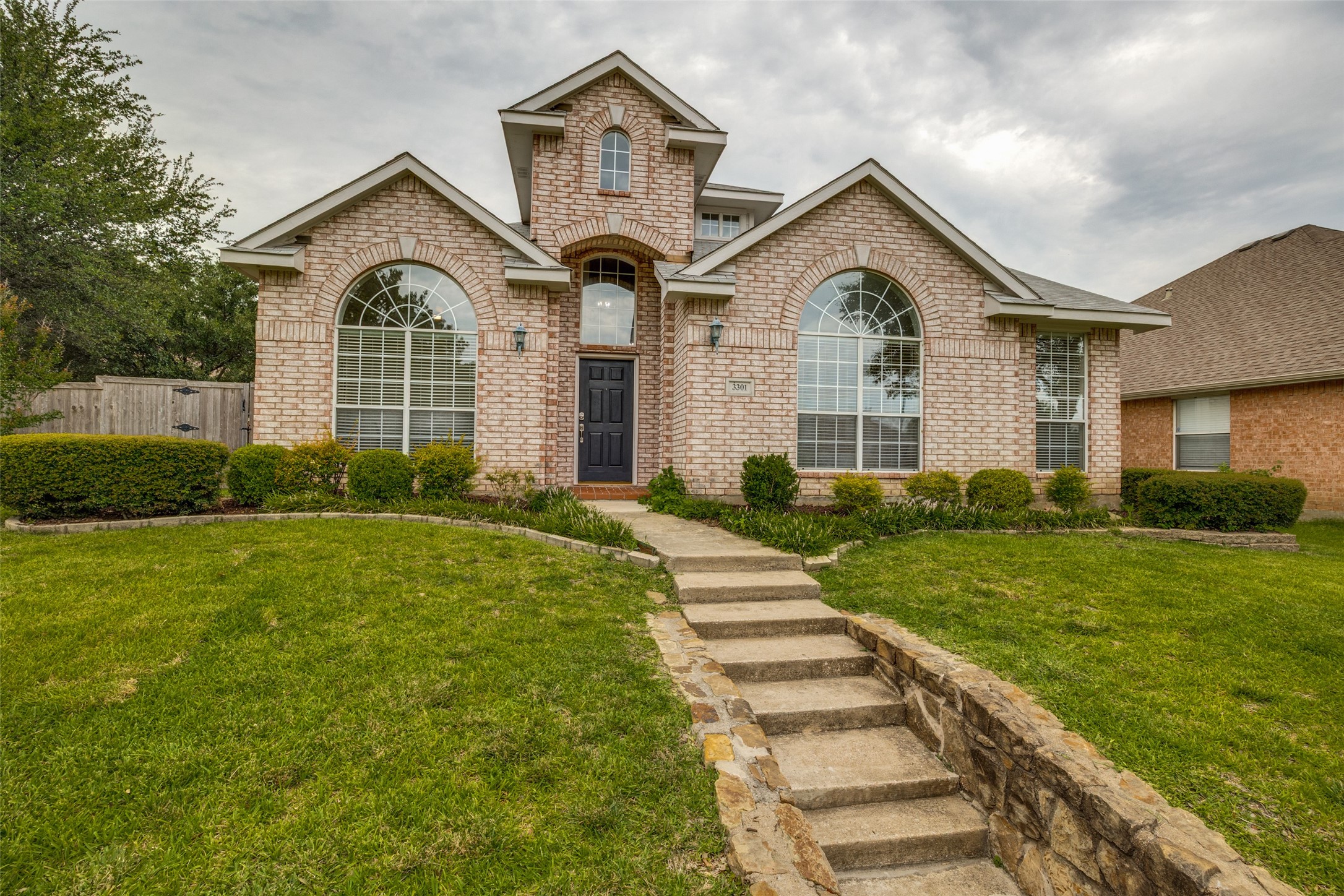 3301 Mosswood Drive