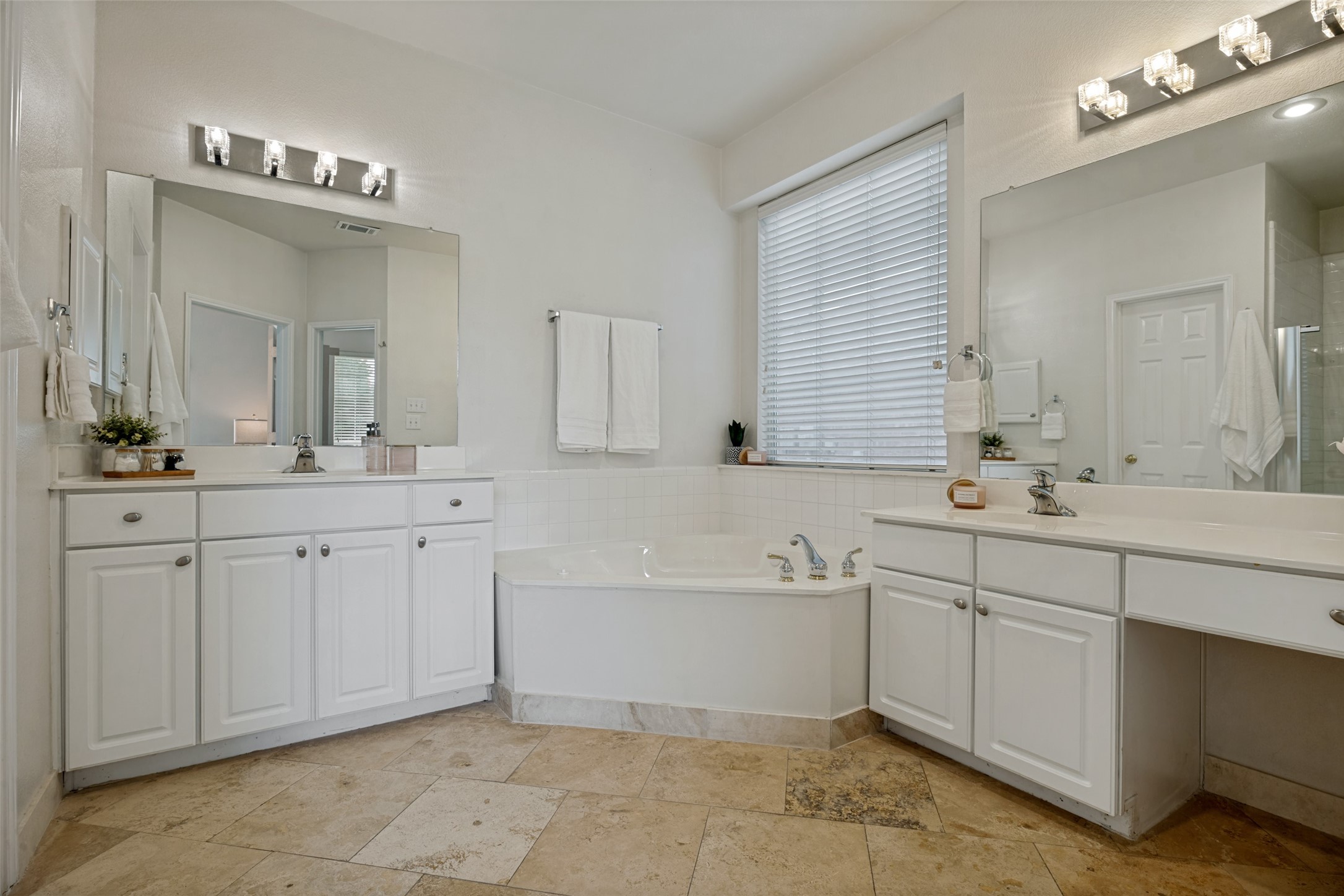 3301 Mosswood Drive