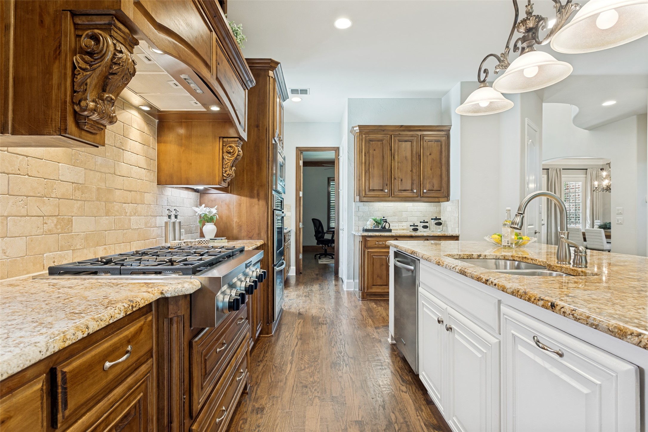 1312 Thornwood Drive