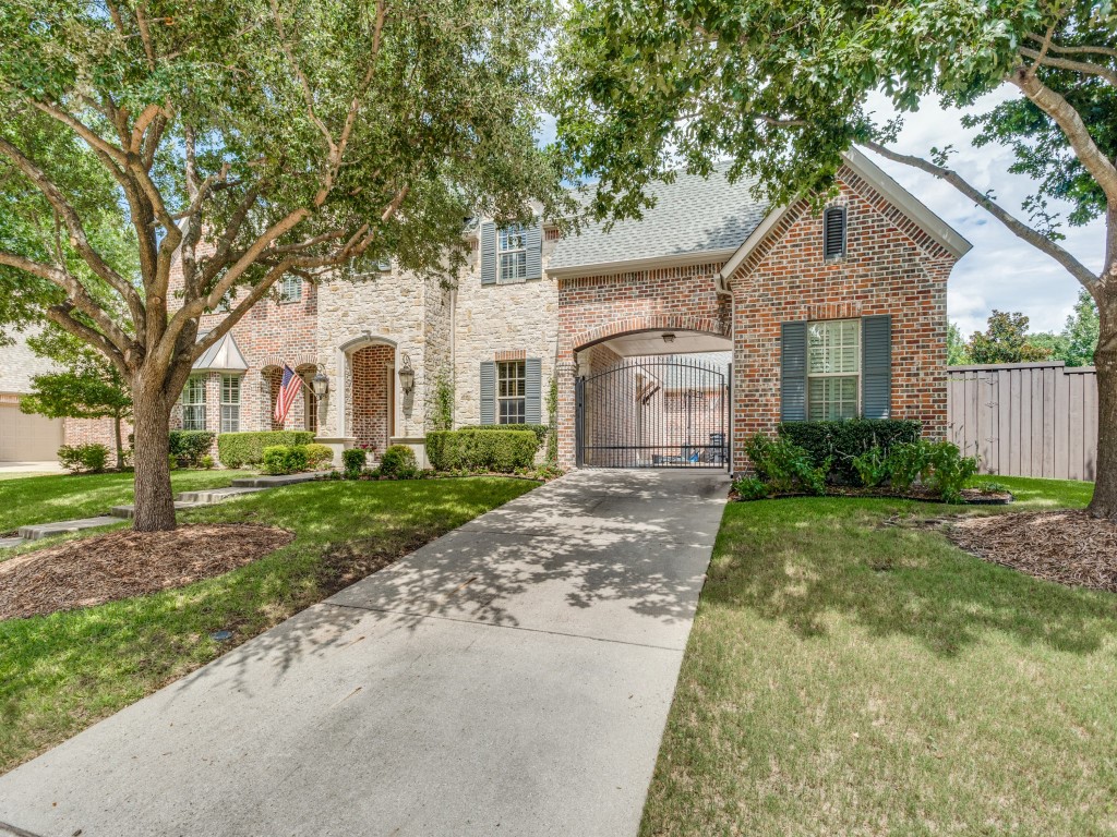 1312 Thornwood Drive