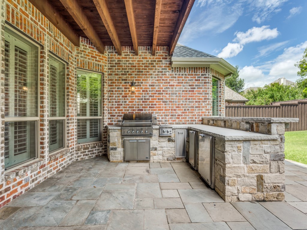 1312 Thornwood Drive