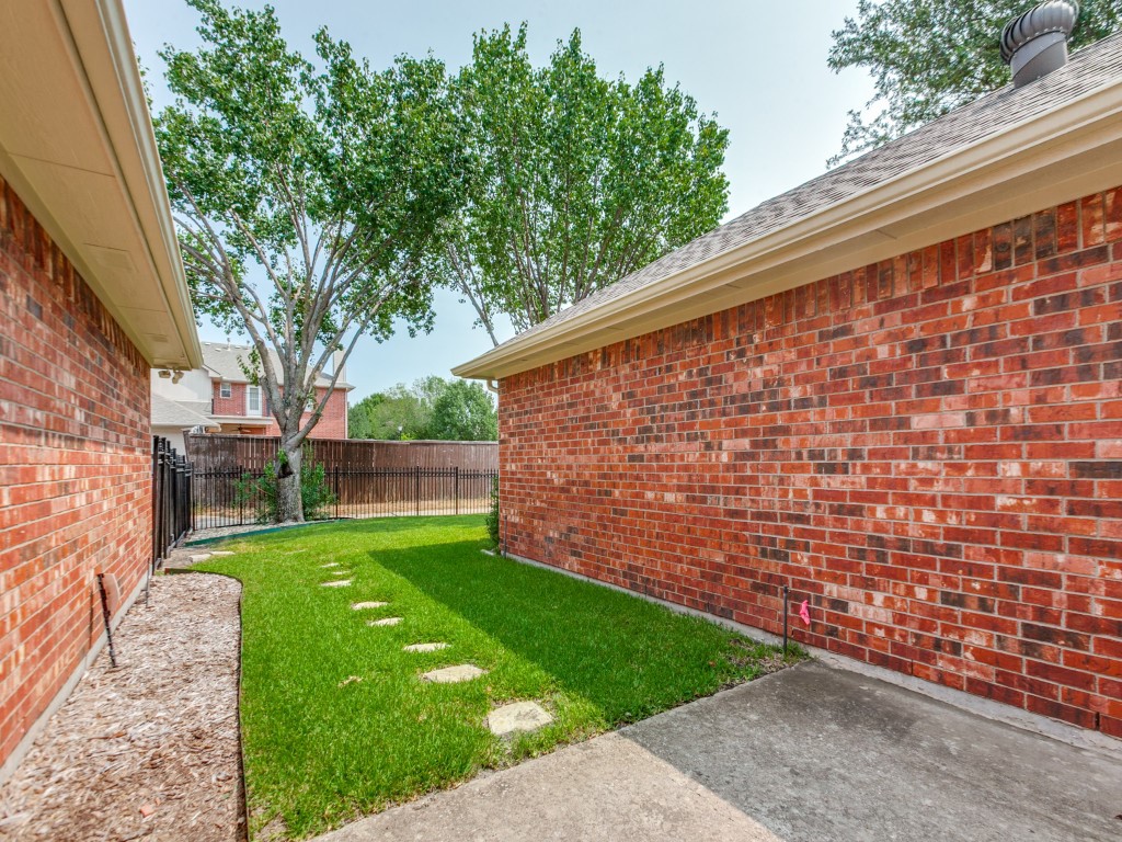 609 Weeping Willow Road