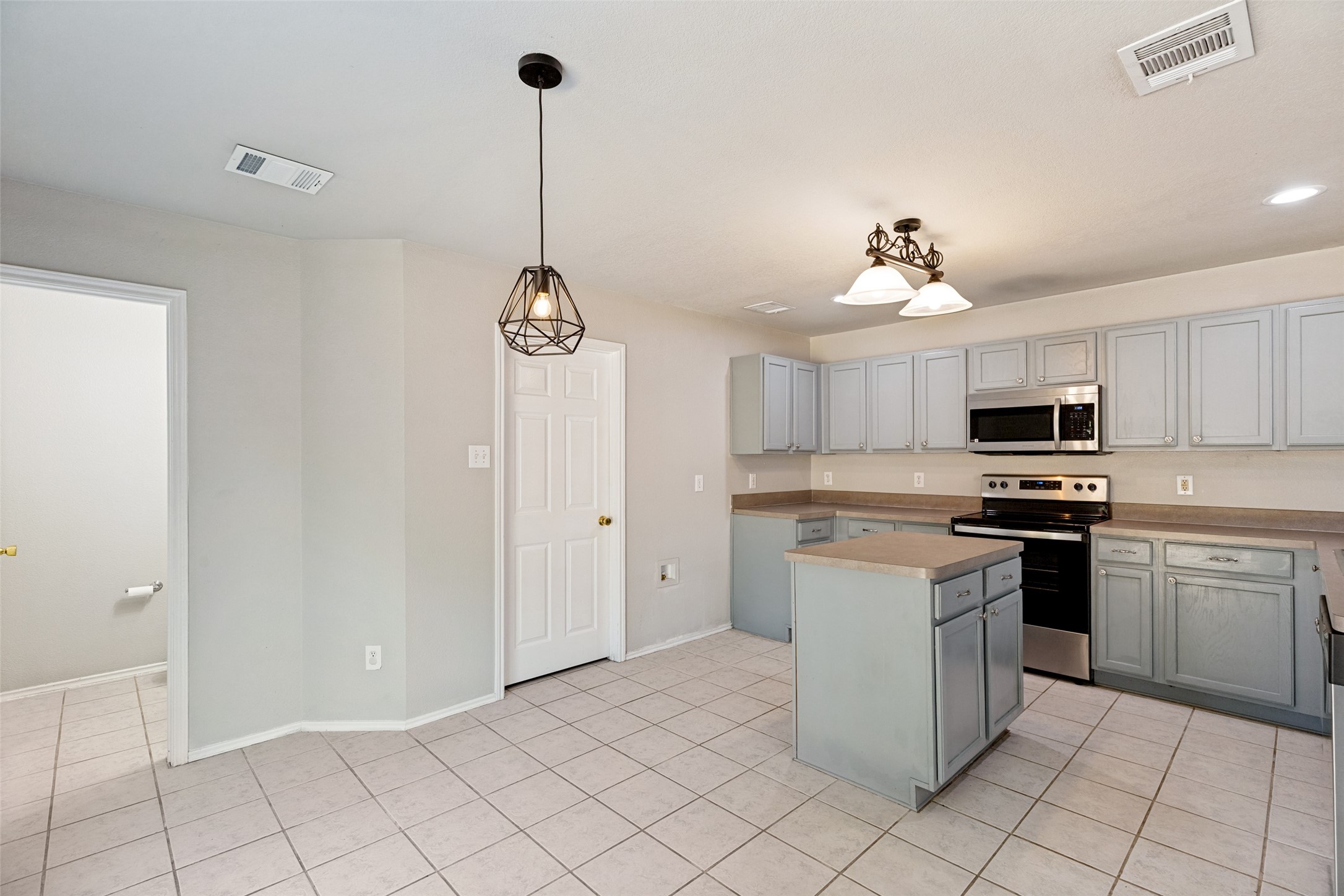 2525 Mesa Valley Drive