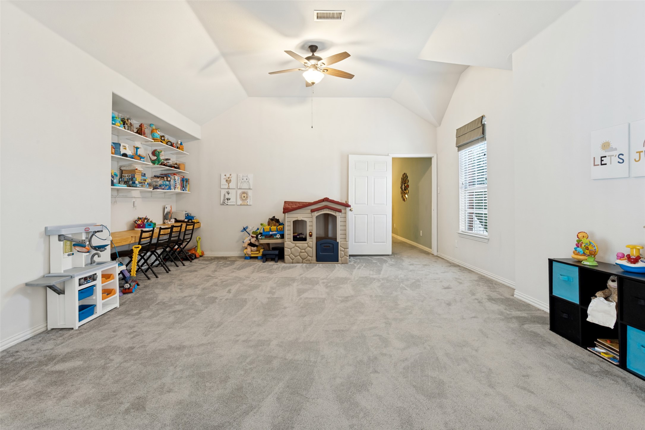 810 Shadybrook Drive