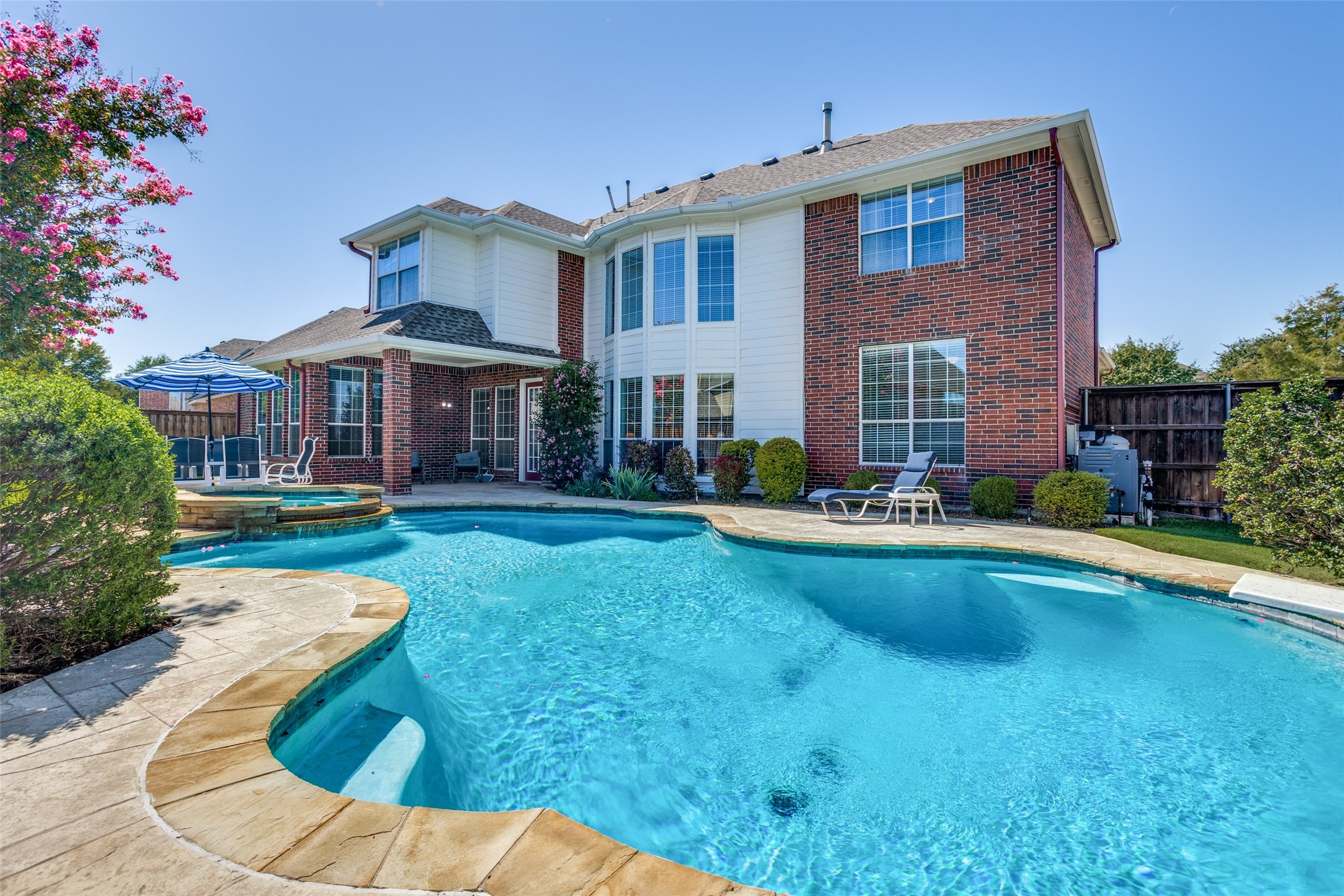 810 Shadybrook Drive