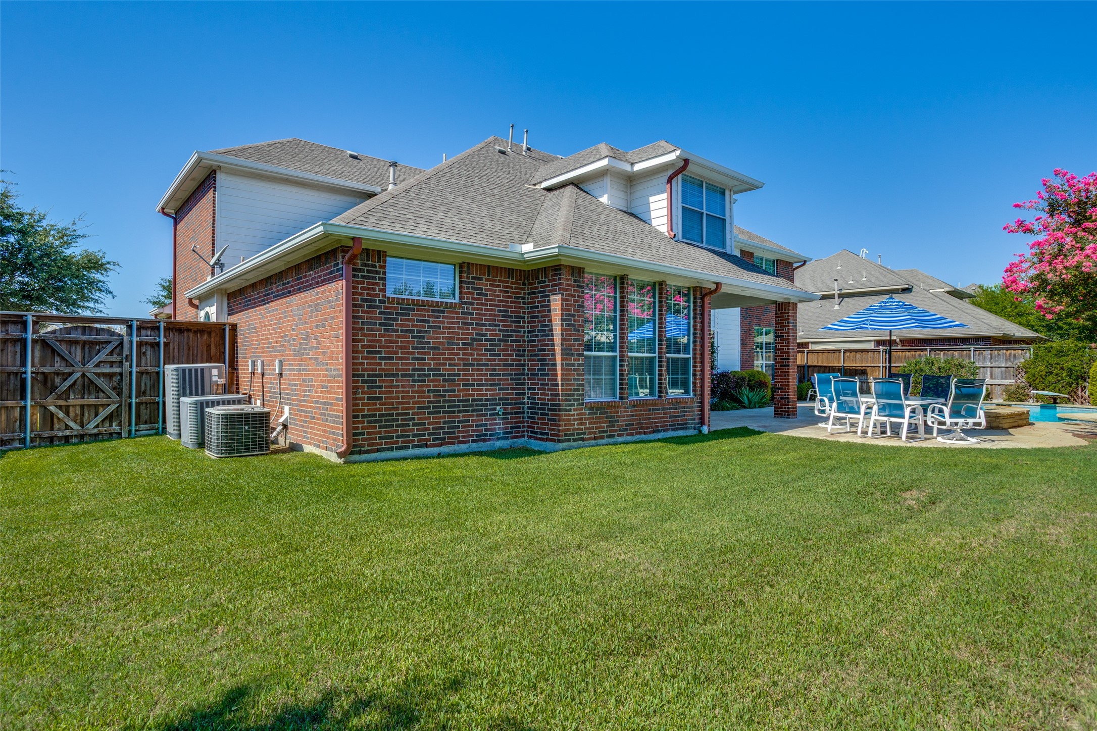 810 Shadybrook Drive