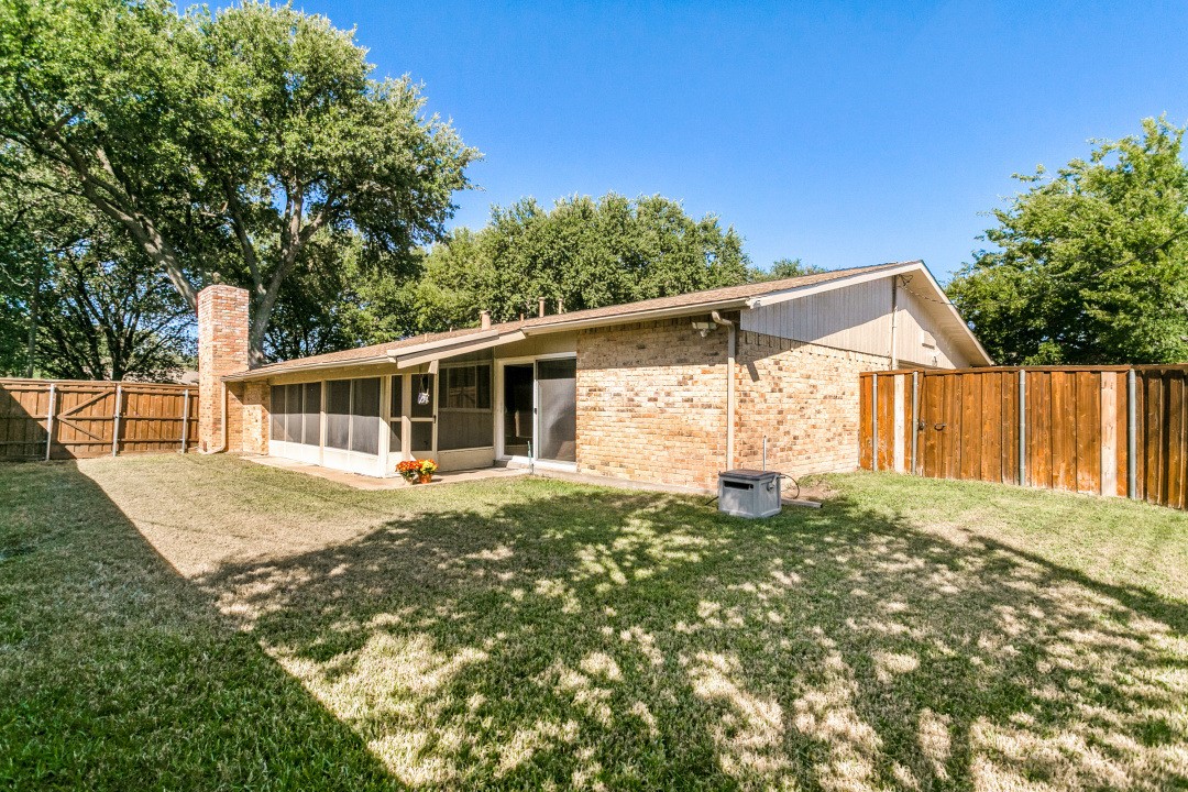 3320 Garner Lane