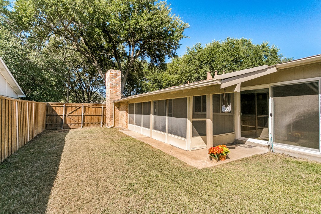 3320 Garner Lane