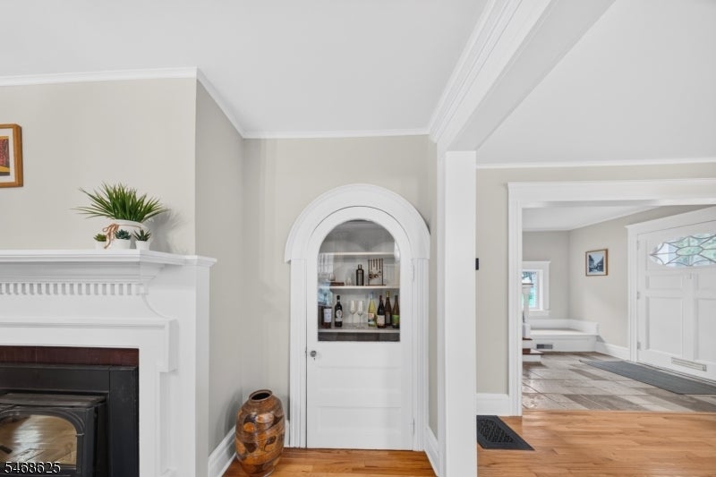 58 Mountain Ave
