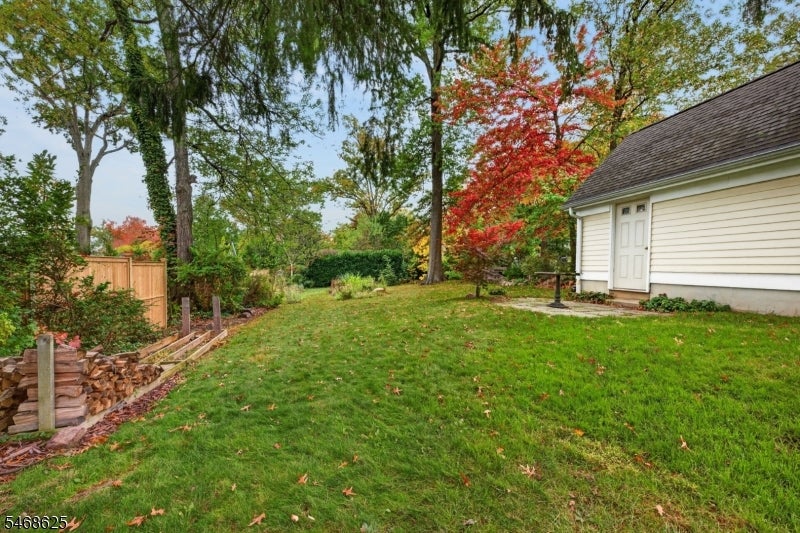 58 Mountain Ave