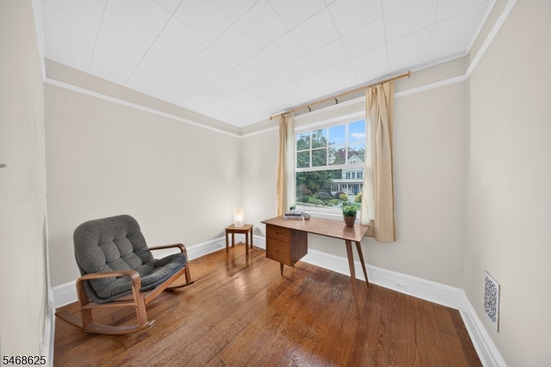 58 Mountain Ave
