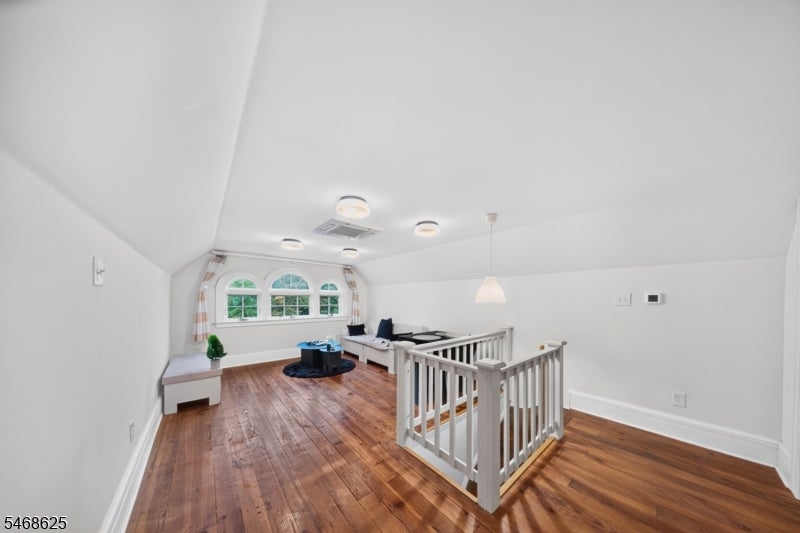 58 Mountain Ave