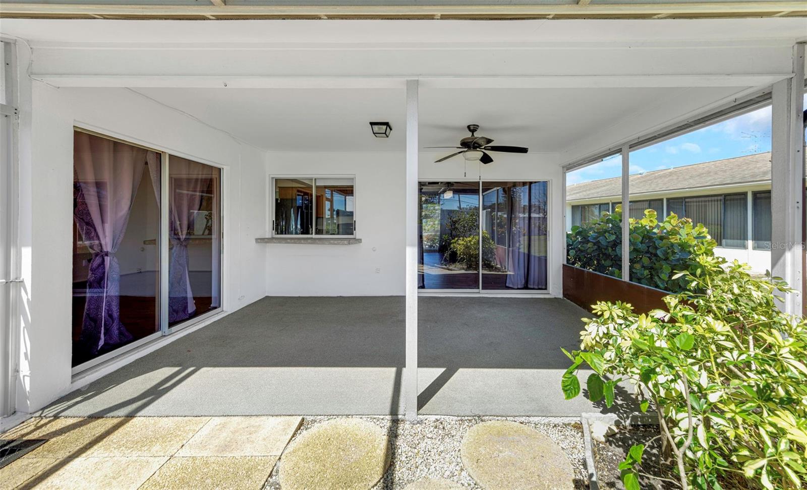 4534 GREAT LAKES DR S