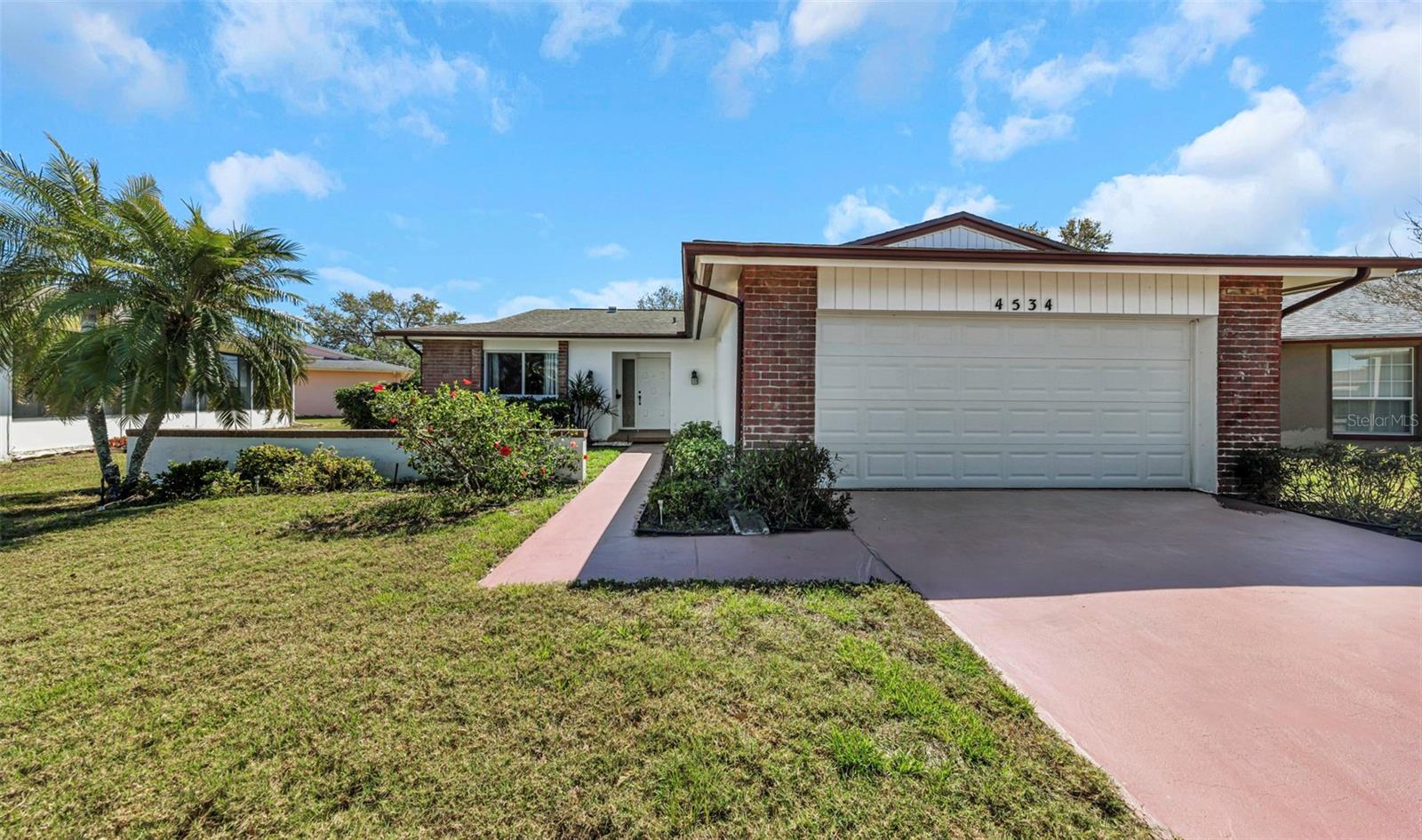 4534 GREAT LAKES DR S