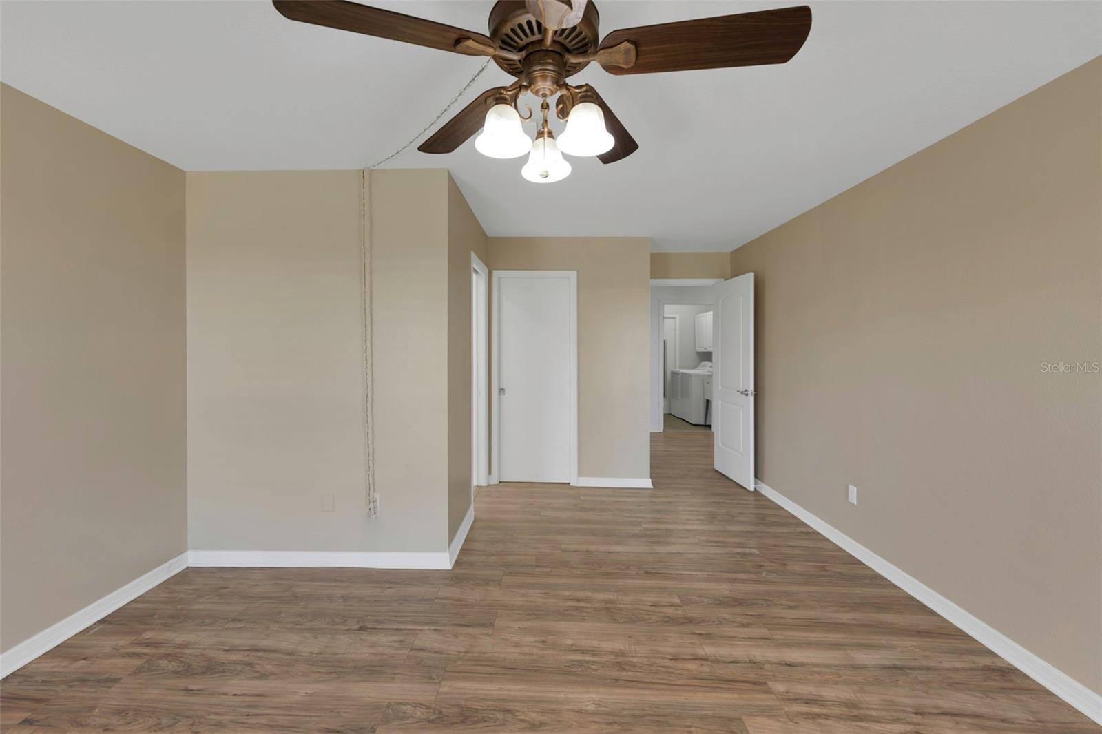 4534 GREAT LAKES DR S