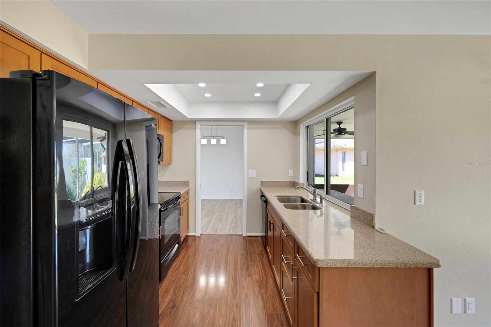 4534 GREAT LAKES DR S