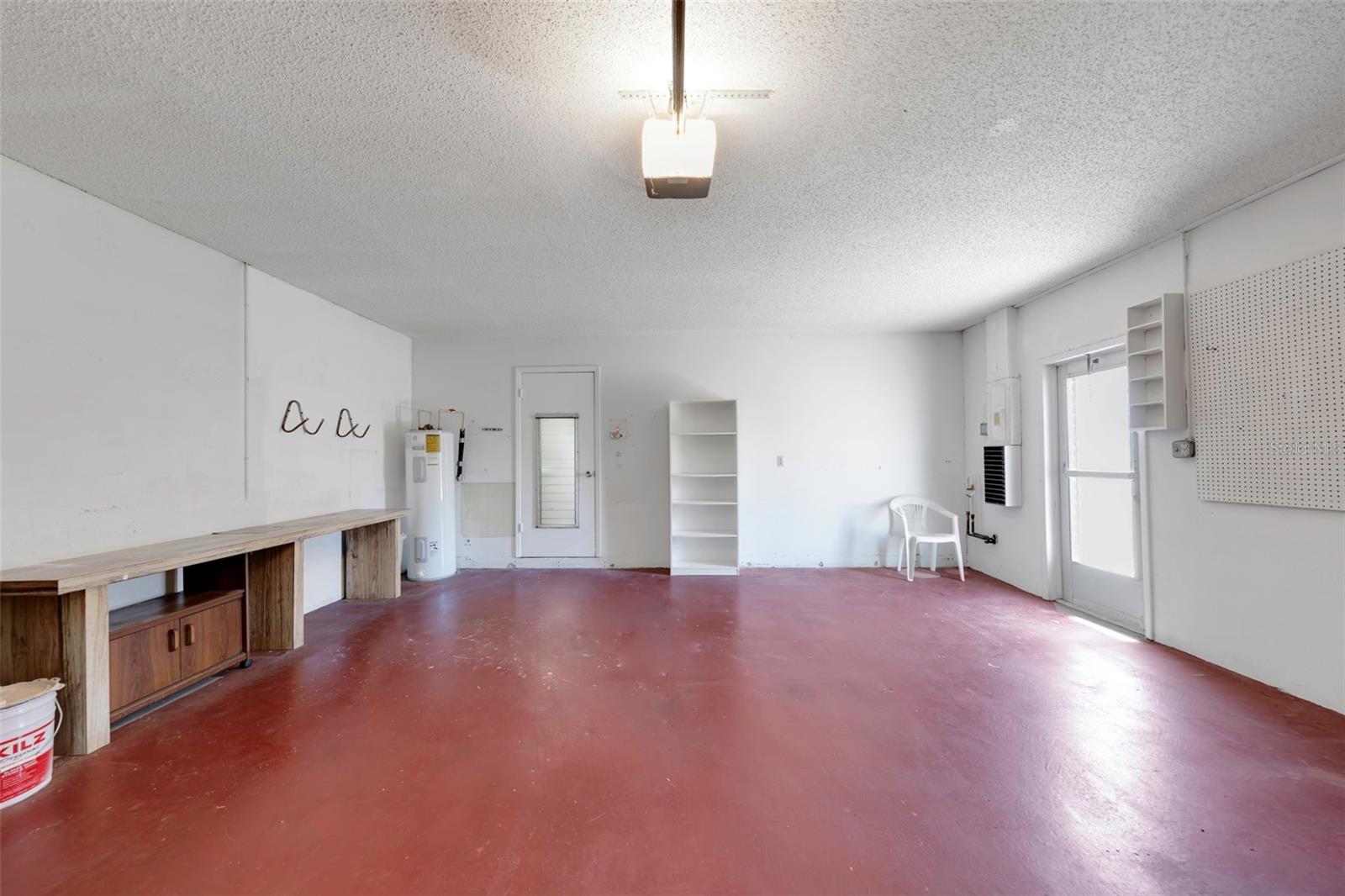 4534 GREAT LAKES DR S