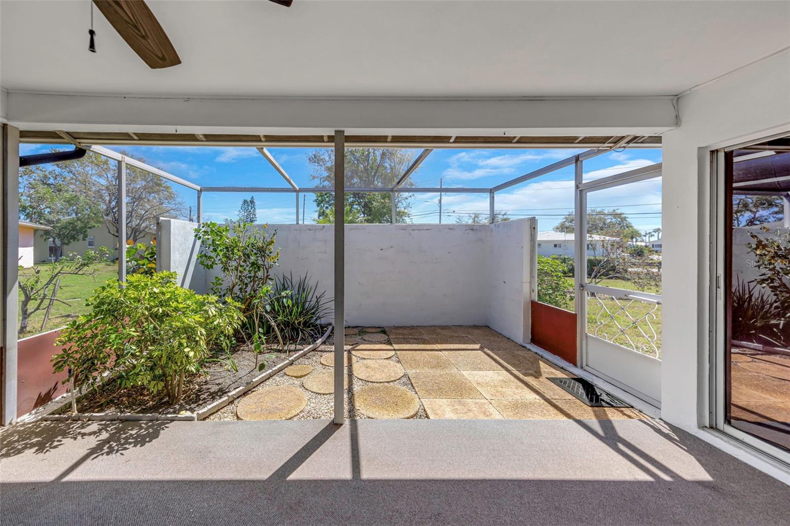 4534 GREAT LAKES DR S