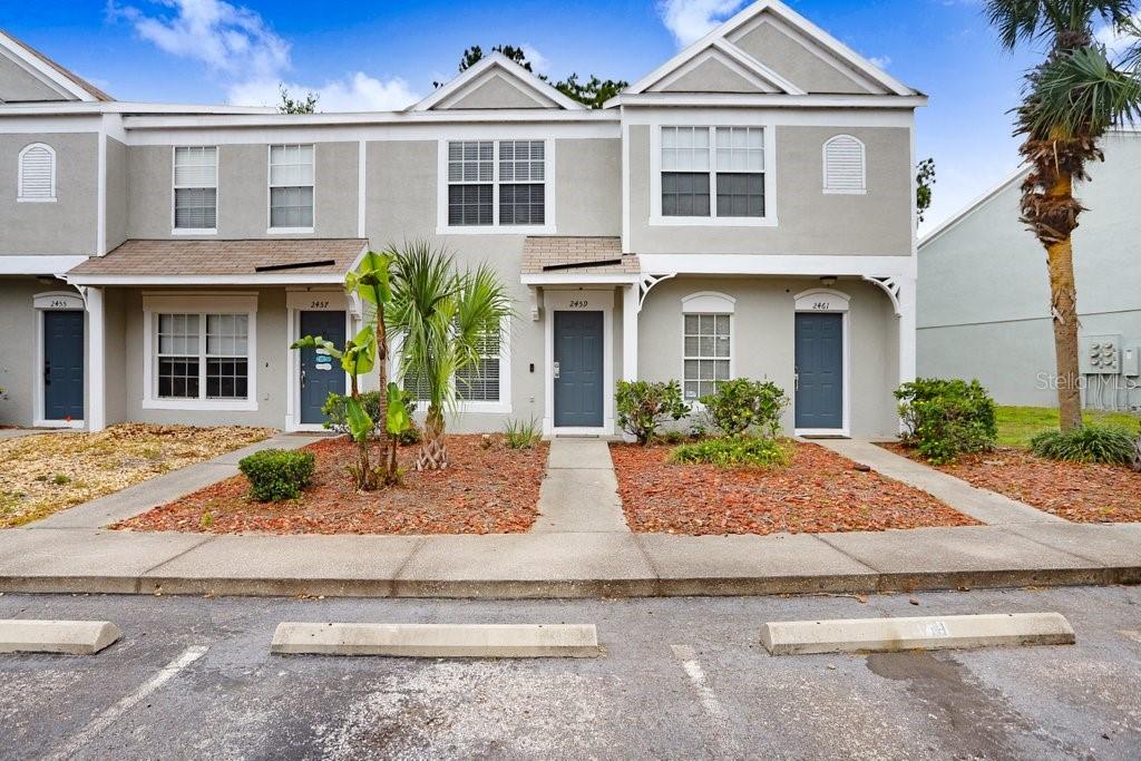 2459 LAKE WOODBERRY CIR