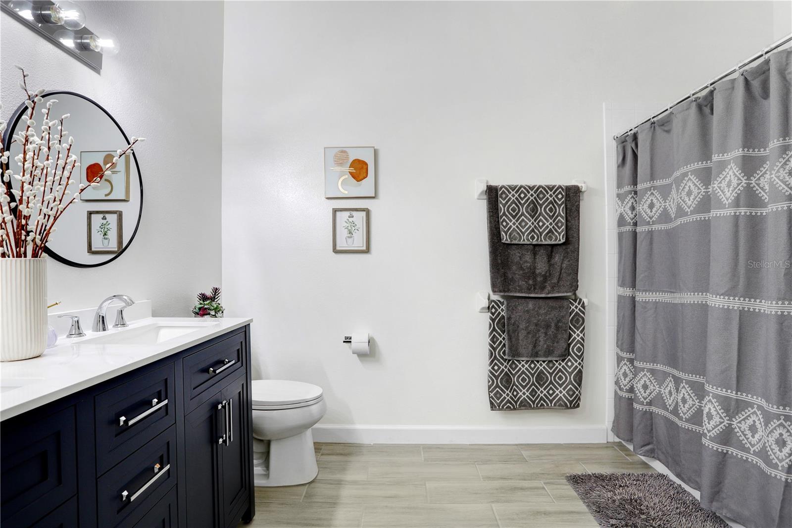 2459 LAKE WOODBERRY CIR