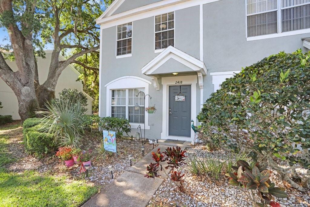 2418 LAKE WOODBERRY CIR