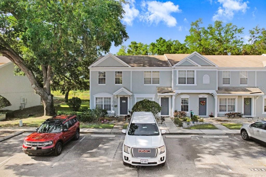 2418 LAKE WOODBERRY CIR