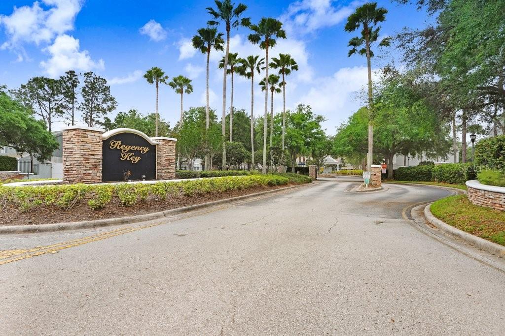 2418 LAKE WOODBERRY CIR