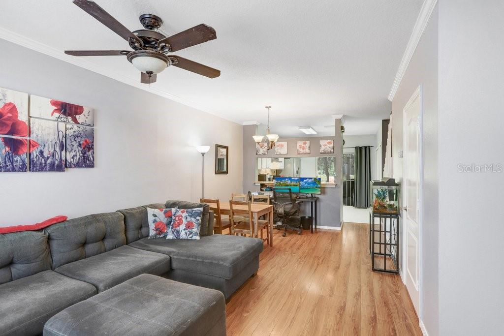 2418 LAKE WOODBERRY CIR