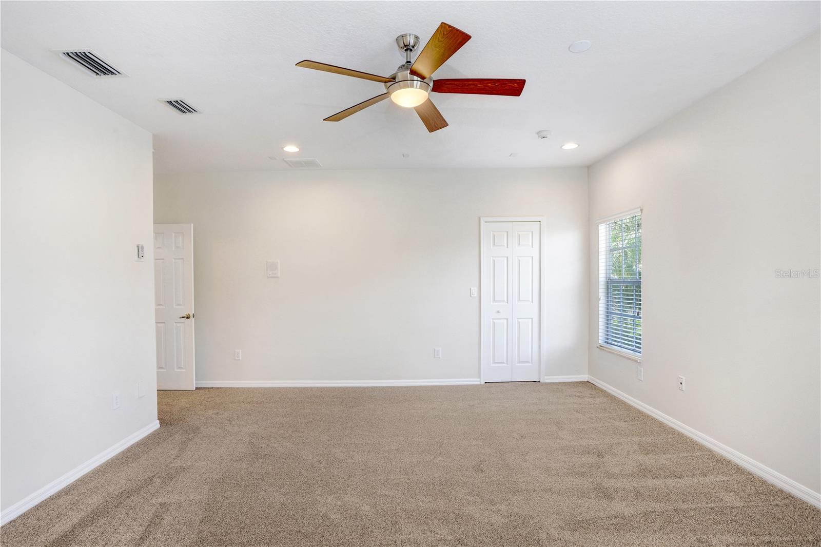 23325 ABERCORN LN