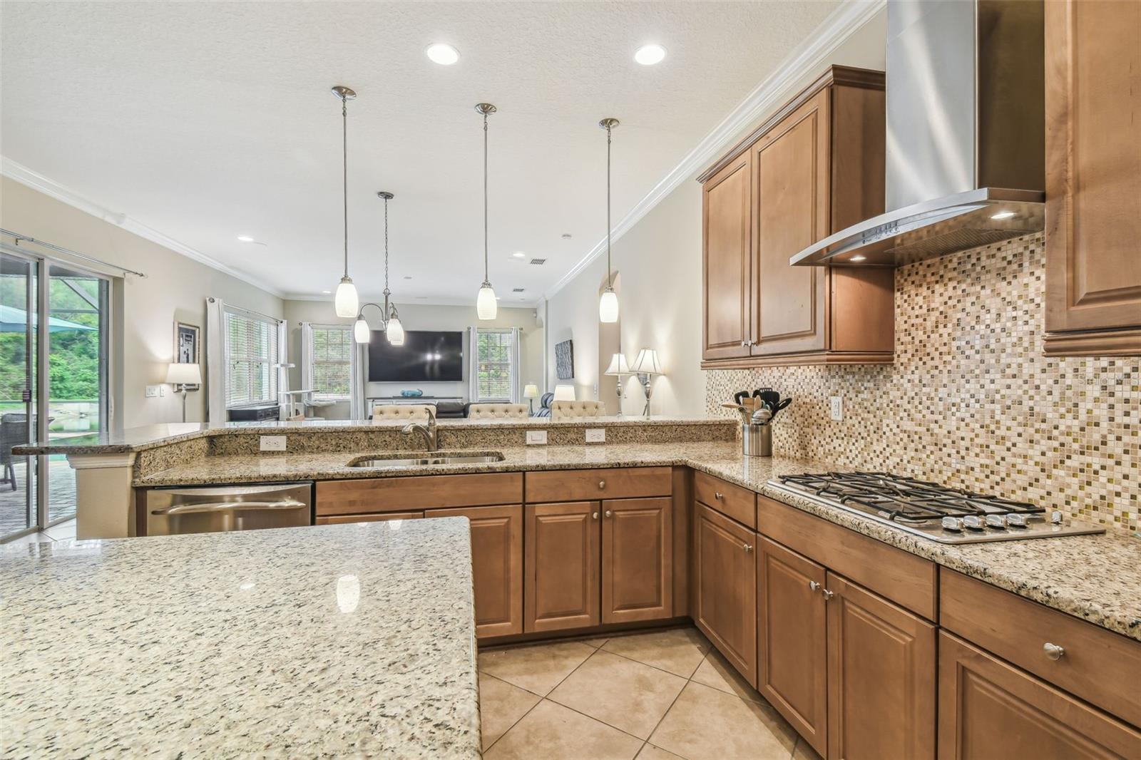 32015 SUMMERGLADE DR