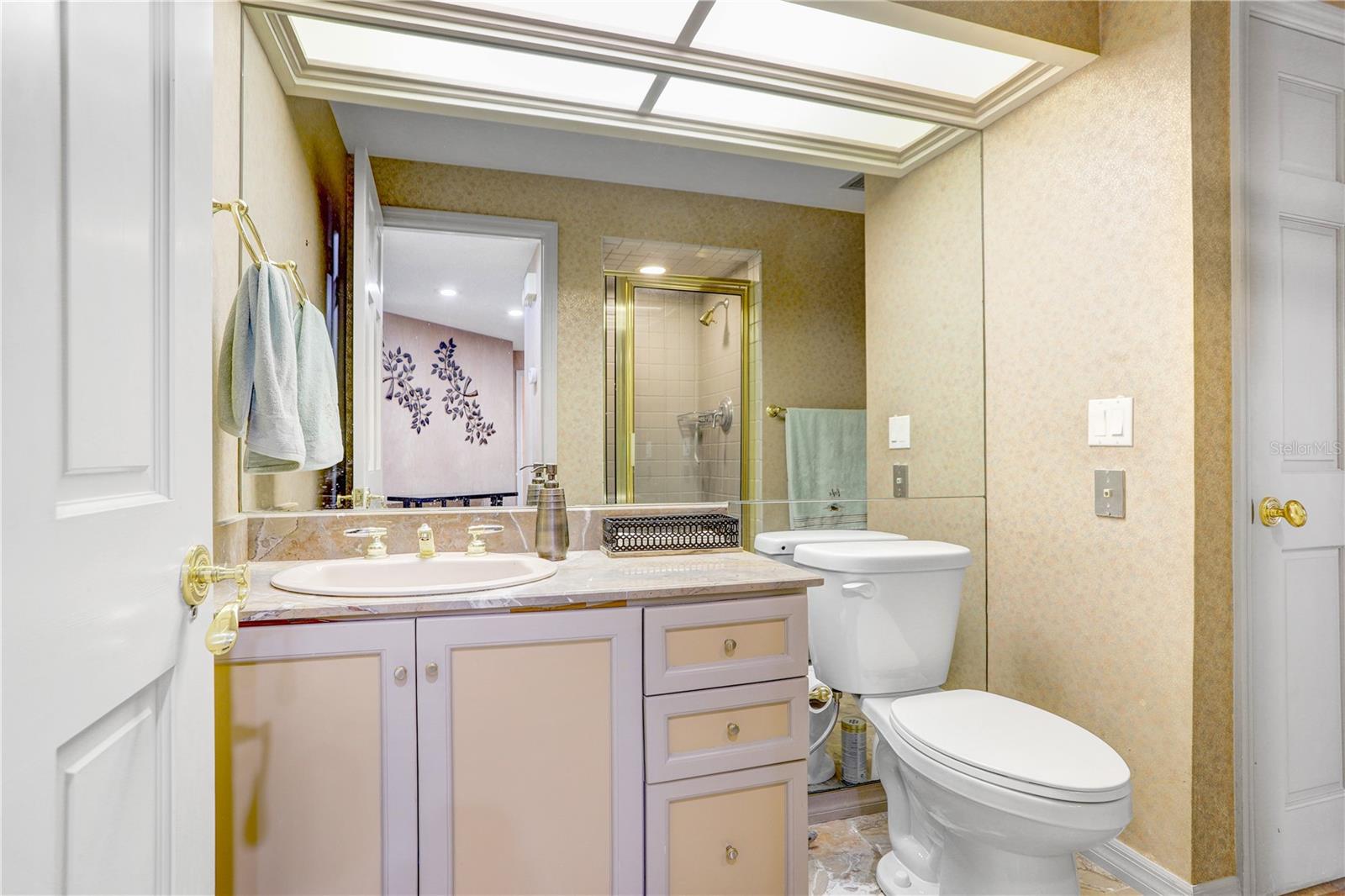 3145 LAKE ELLEN DR #3145