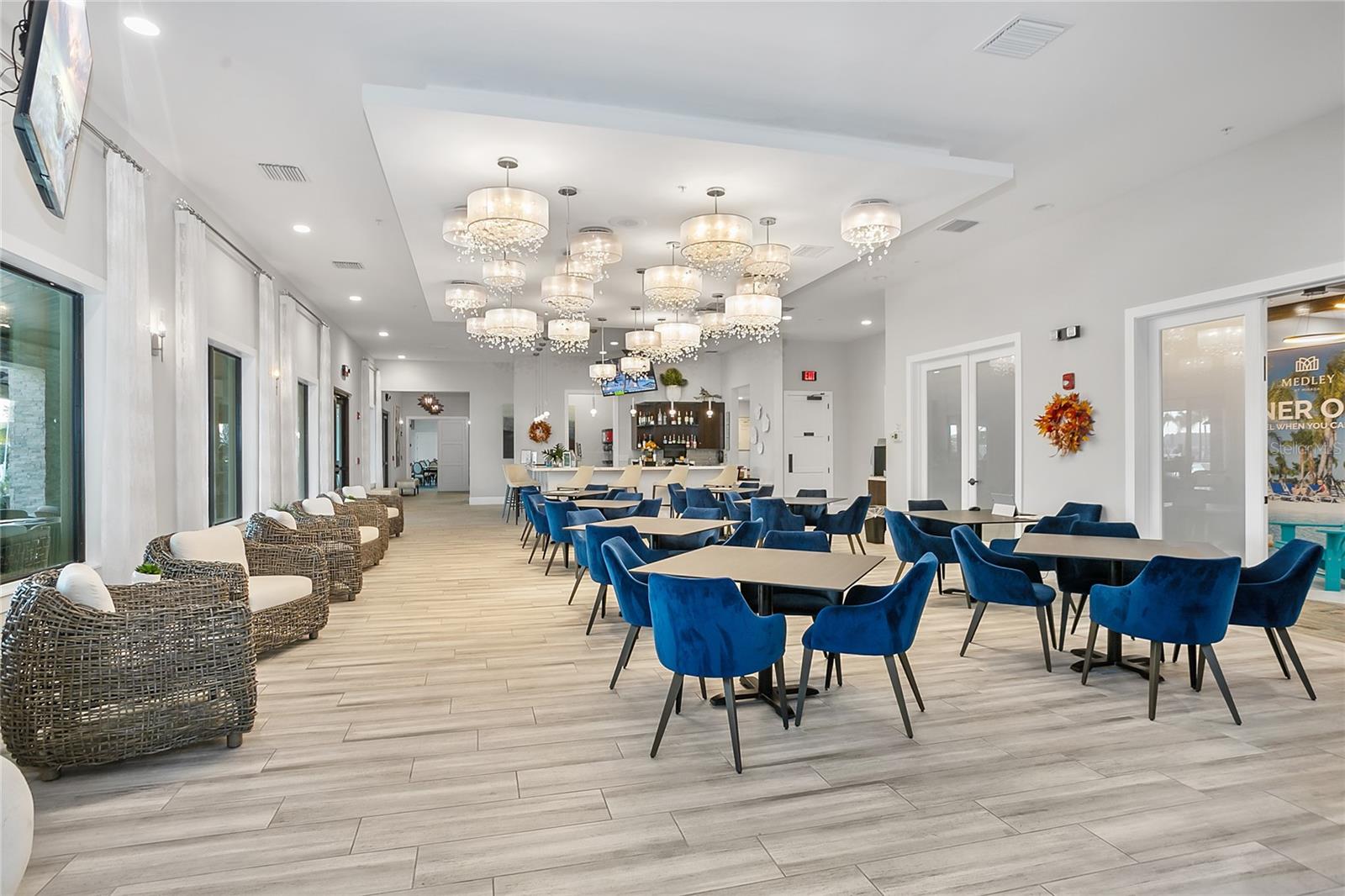 32103 POND APPLE BND