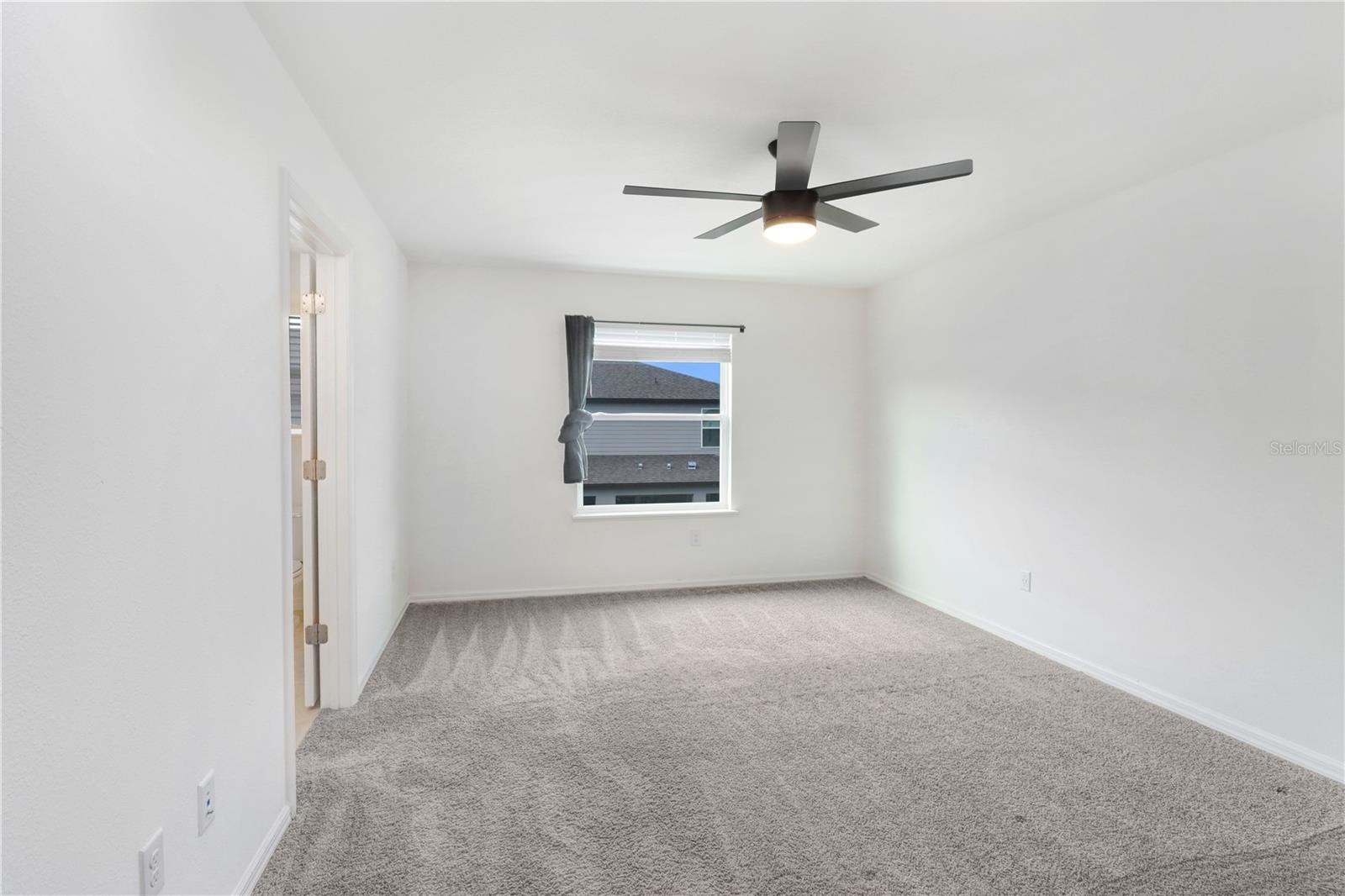 32103 POND APPLE BND