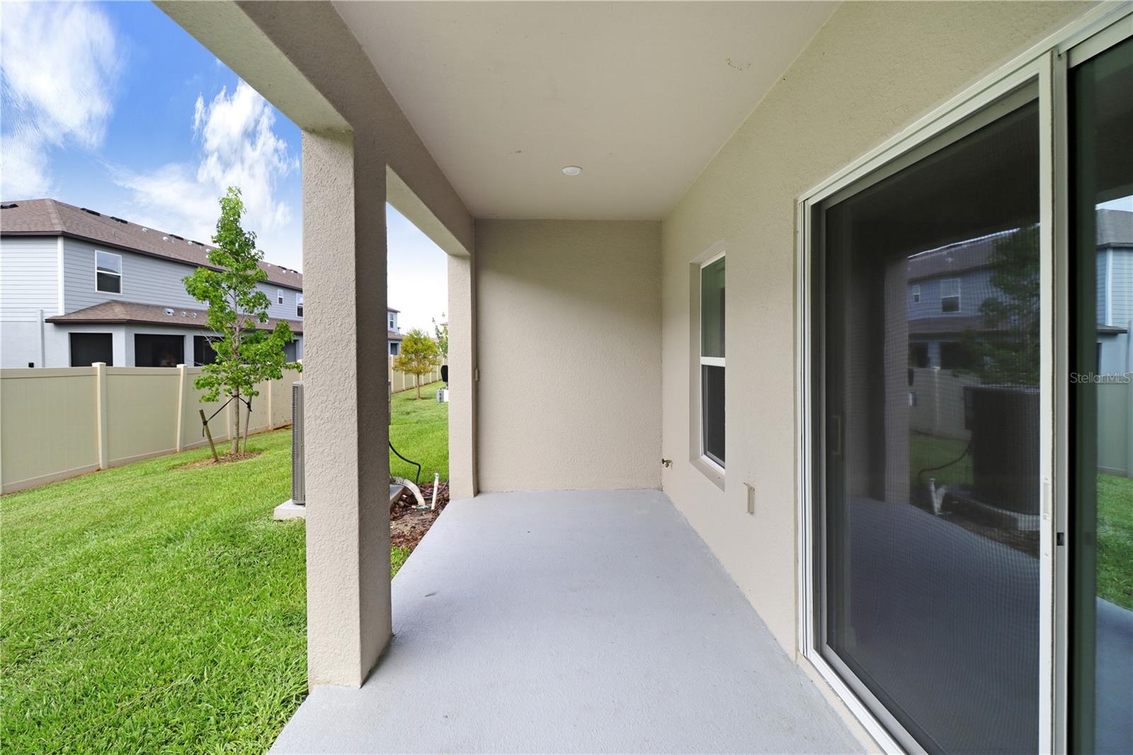 32103 POND APPLE BND