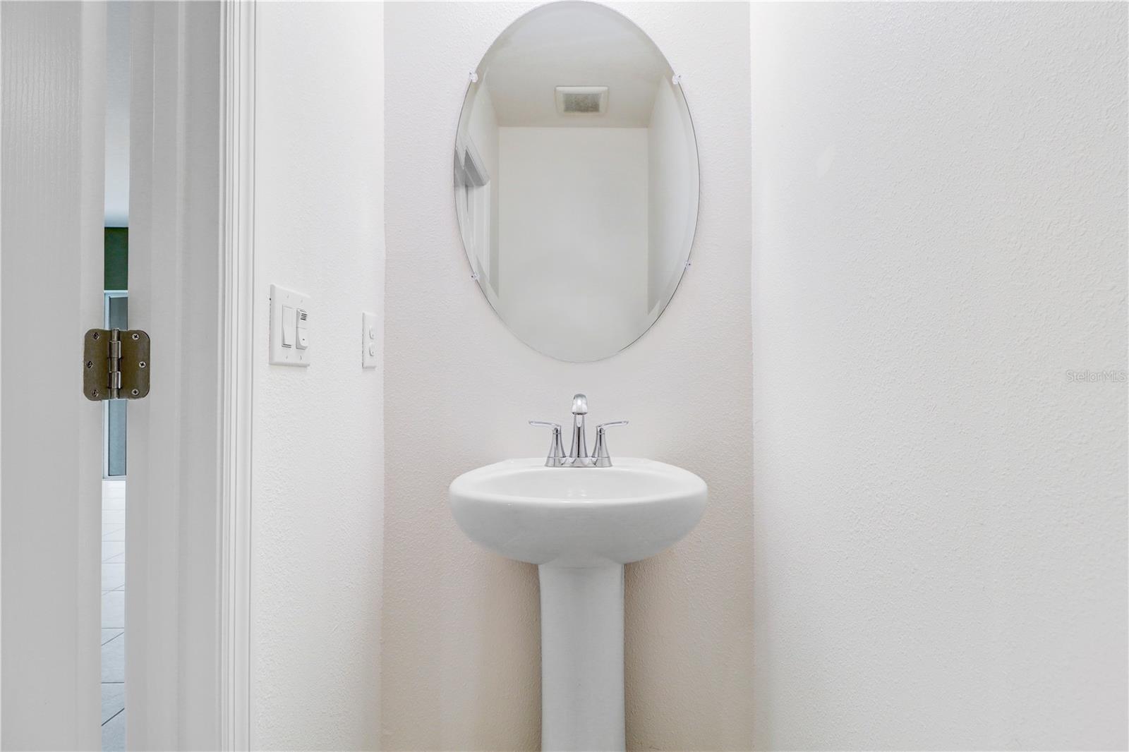 32103 POND APPLE BND