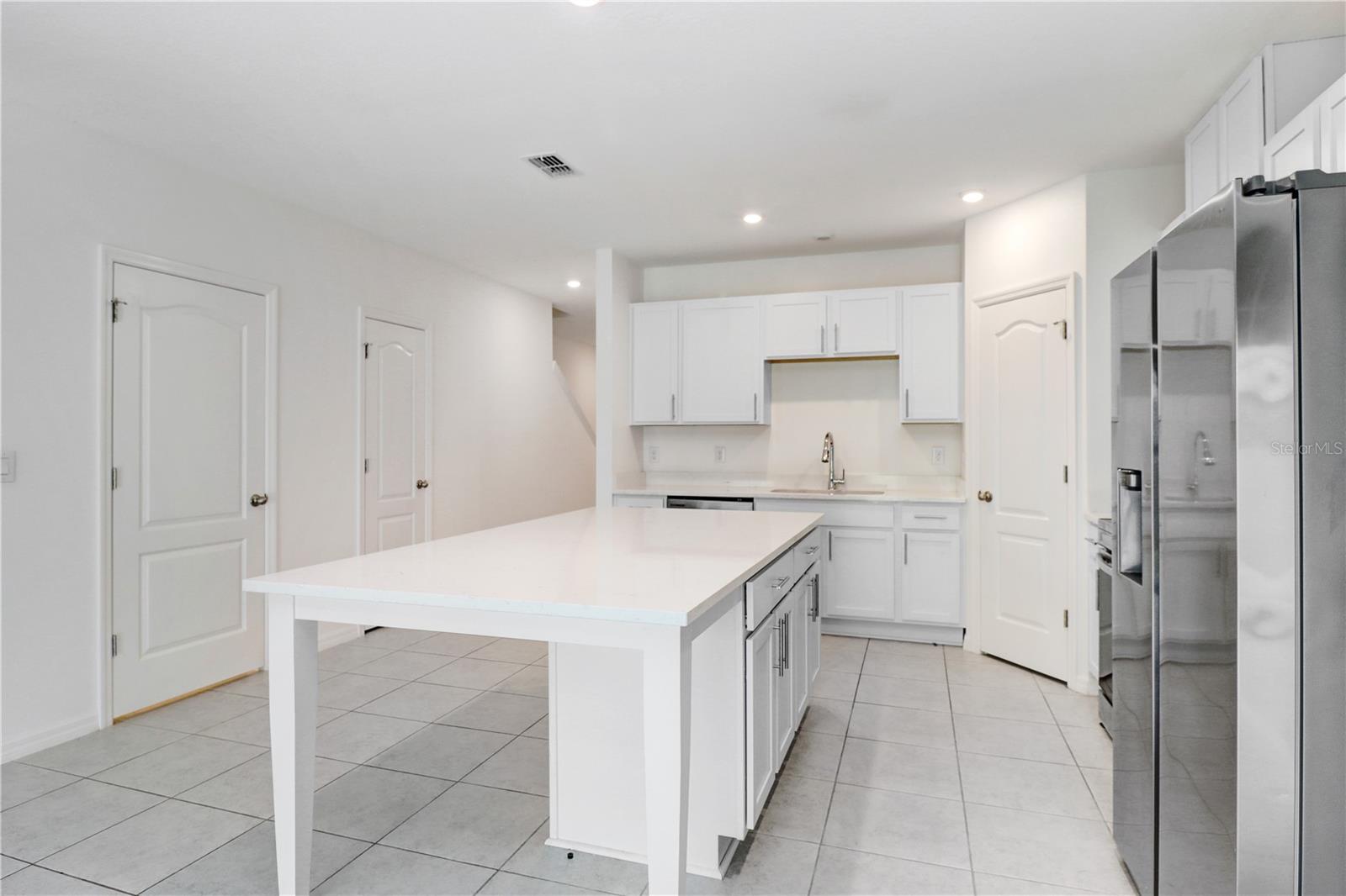 32103 POND APPLE BND