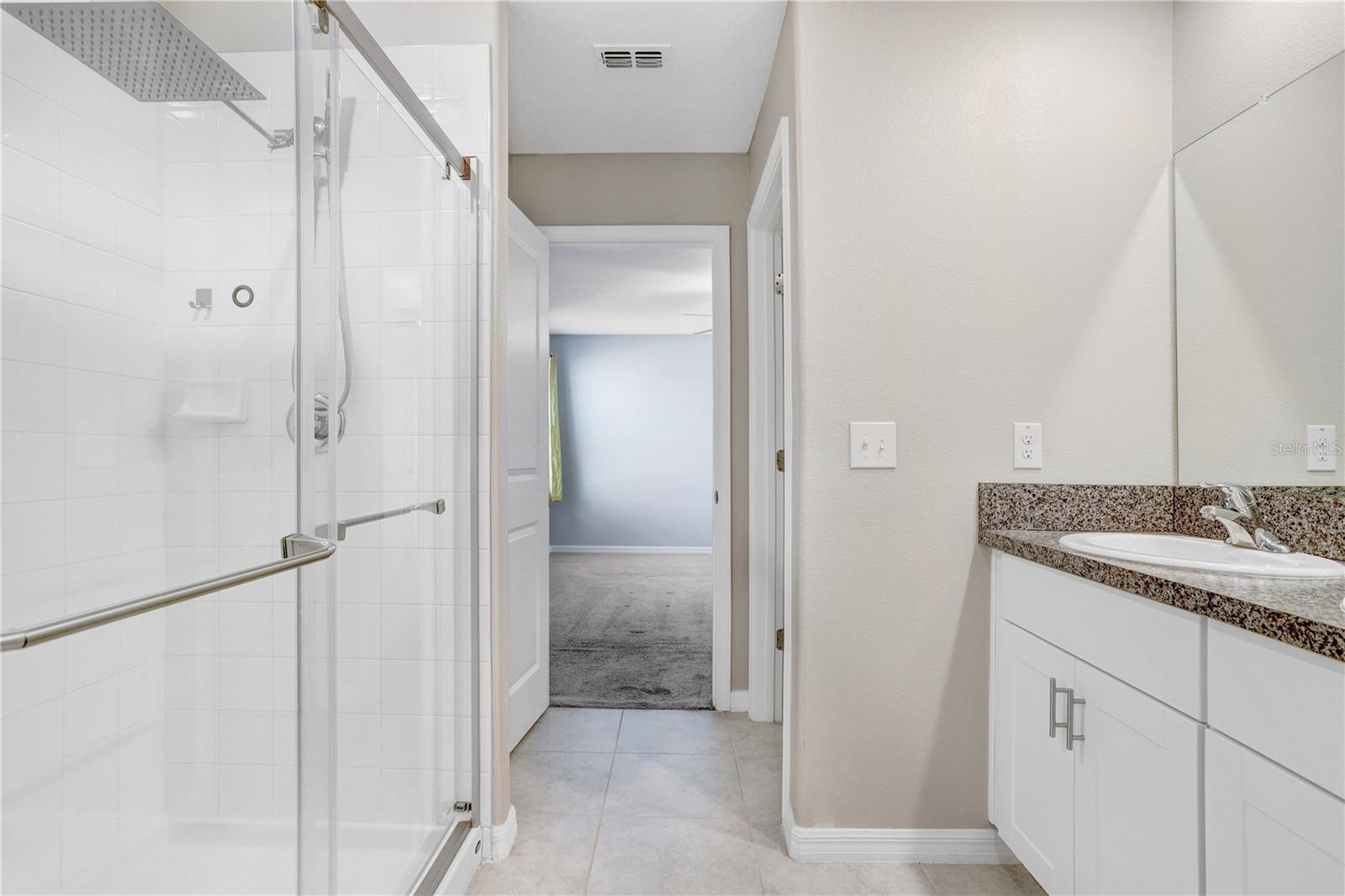 6211 SPRING CRAYFISH AVE