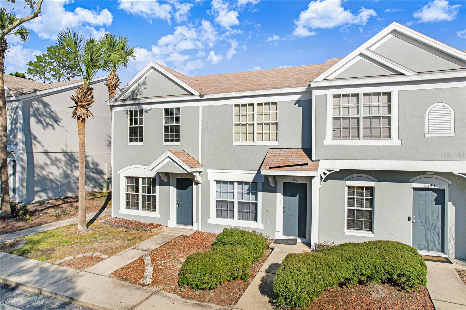 2339 LAKE WOODBERRY CIR