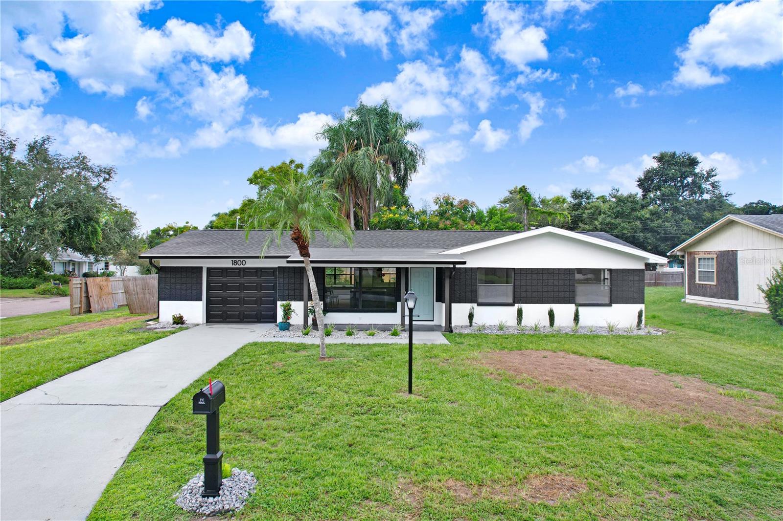 1800 CARDINAL DR