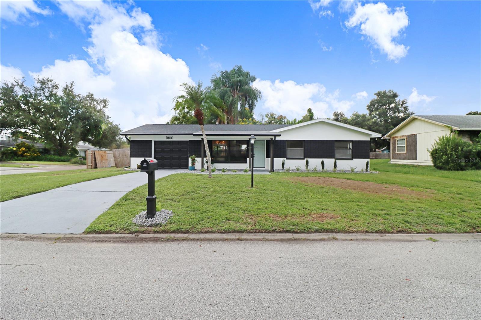 1800 CARDINAL DR