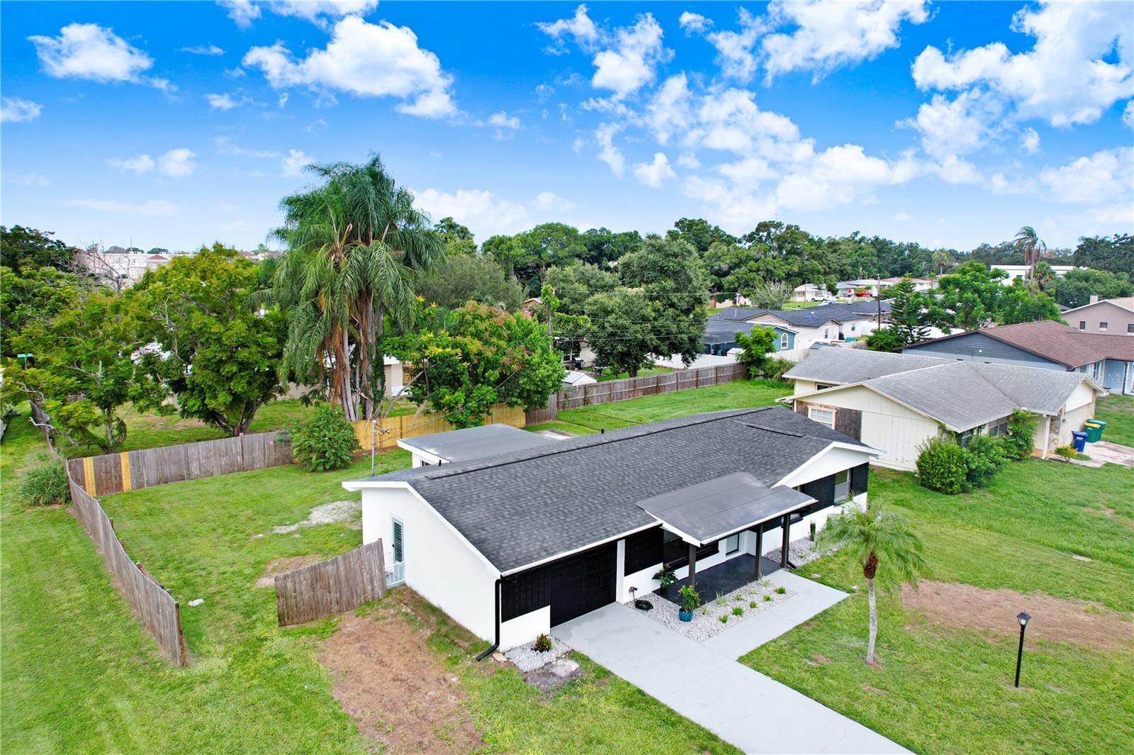 1800 CARDINAL DR