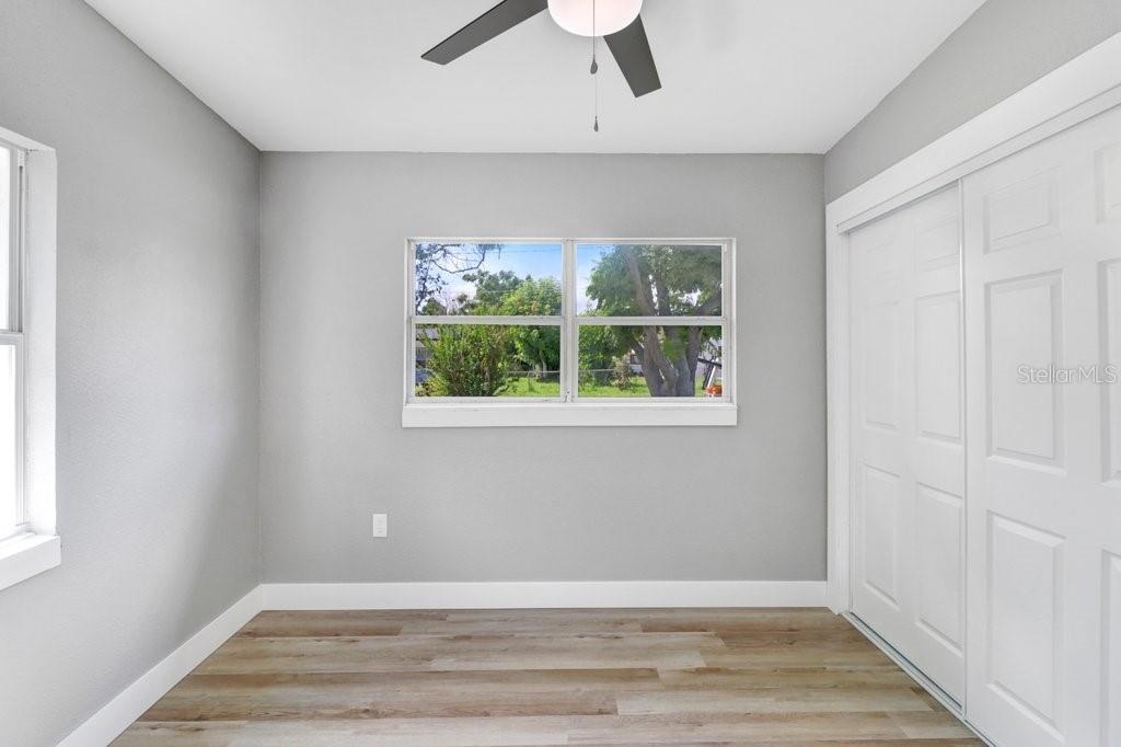 124 EDGEWATER DR