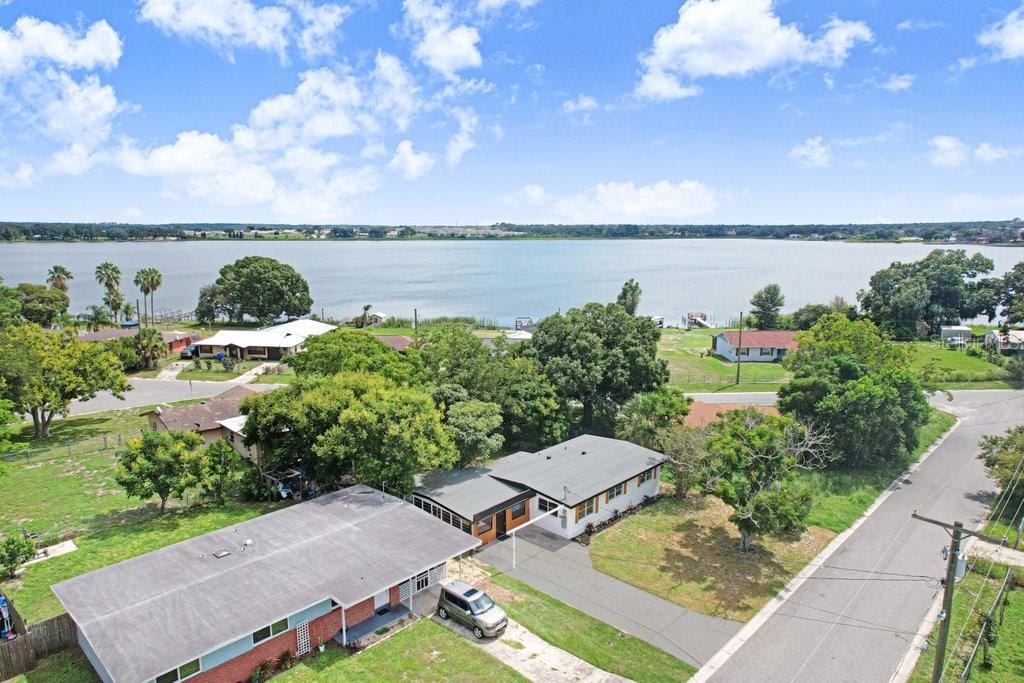 124 EDGEWATER DR