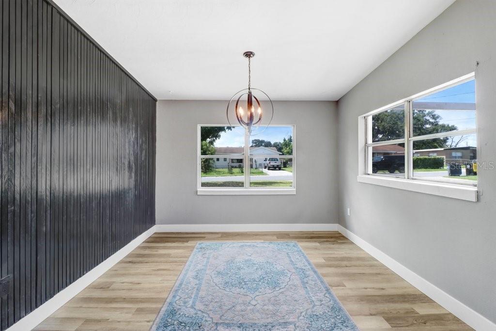 124 EDGEWATER DR