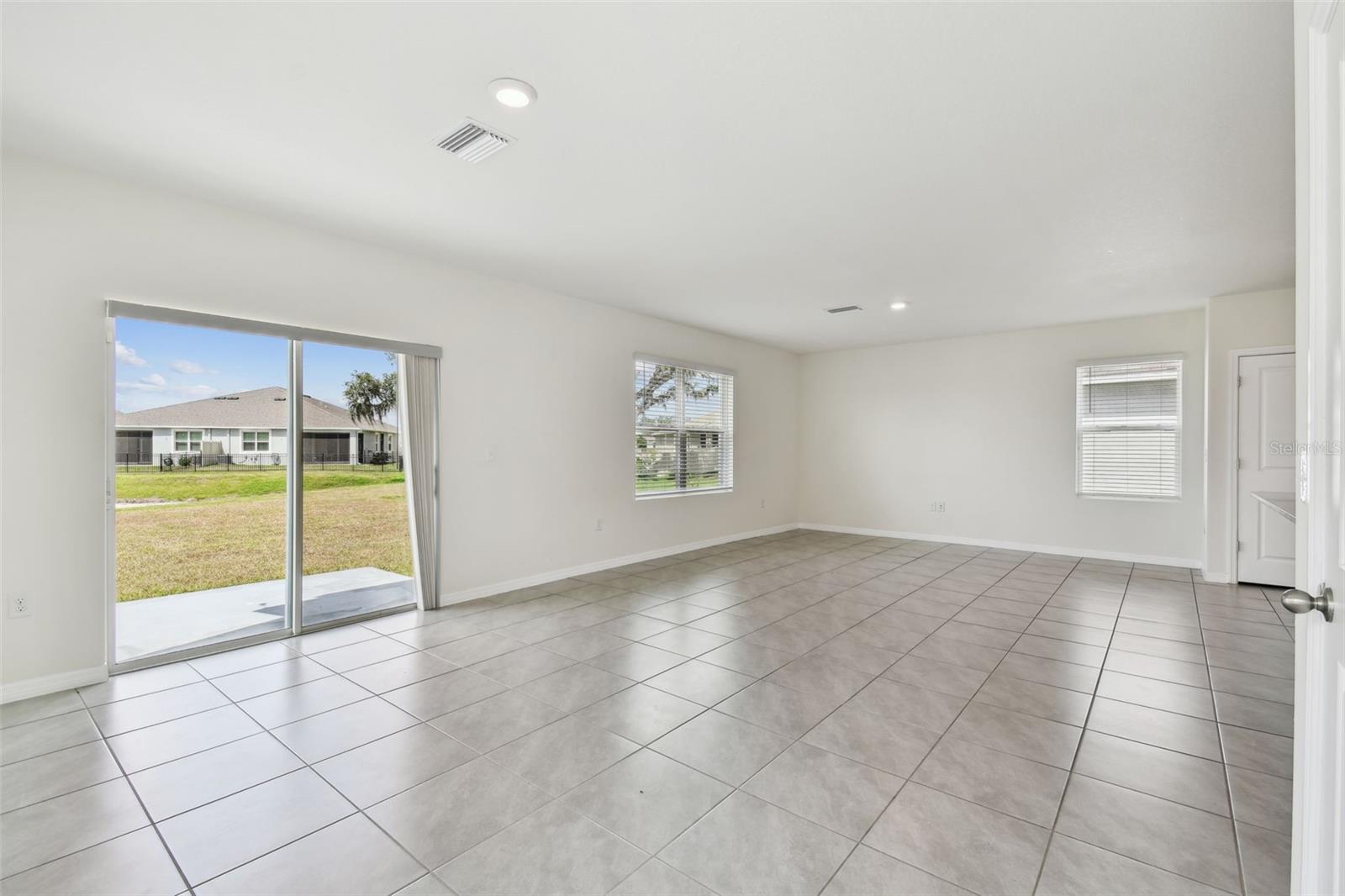 10823 PENNY GALE LOOP