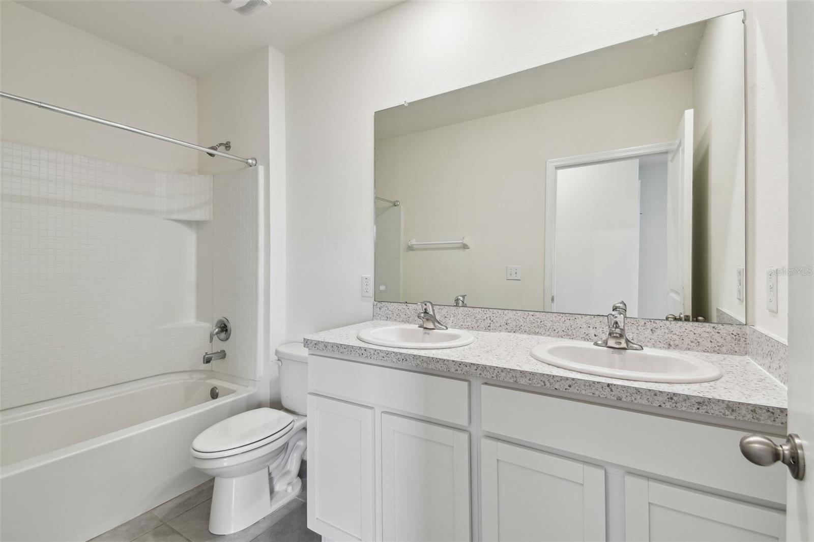 10823 PENNY GALE LOOP