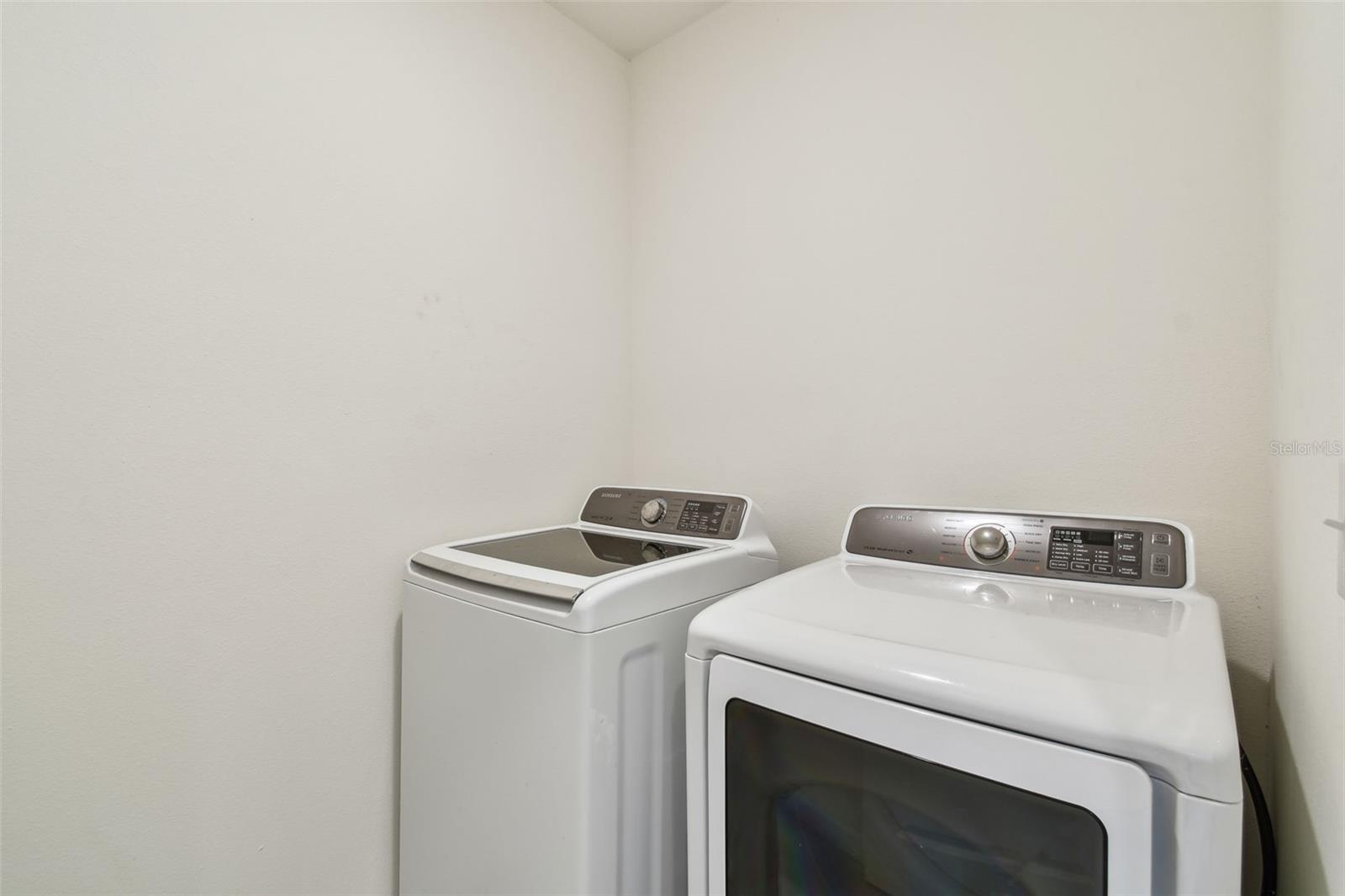 10823 PENNY GALE LOOP