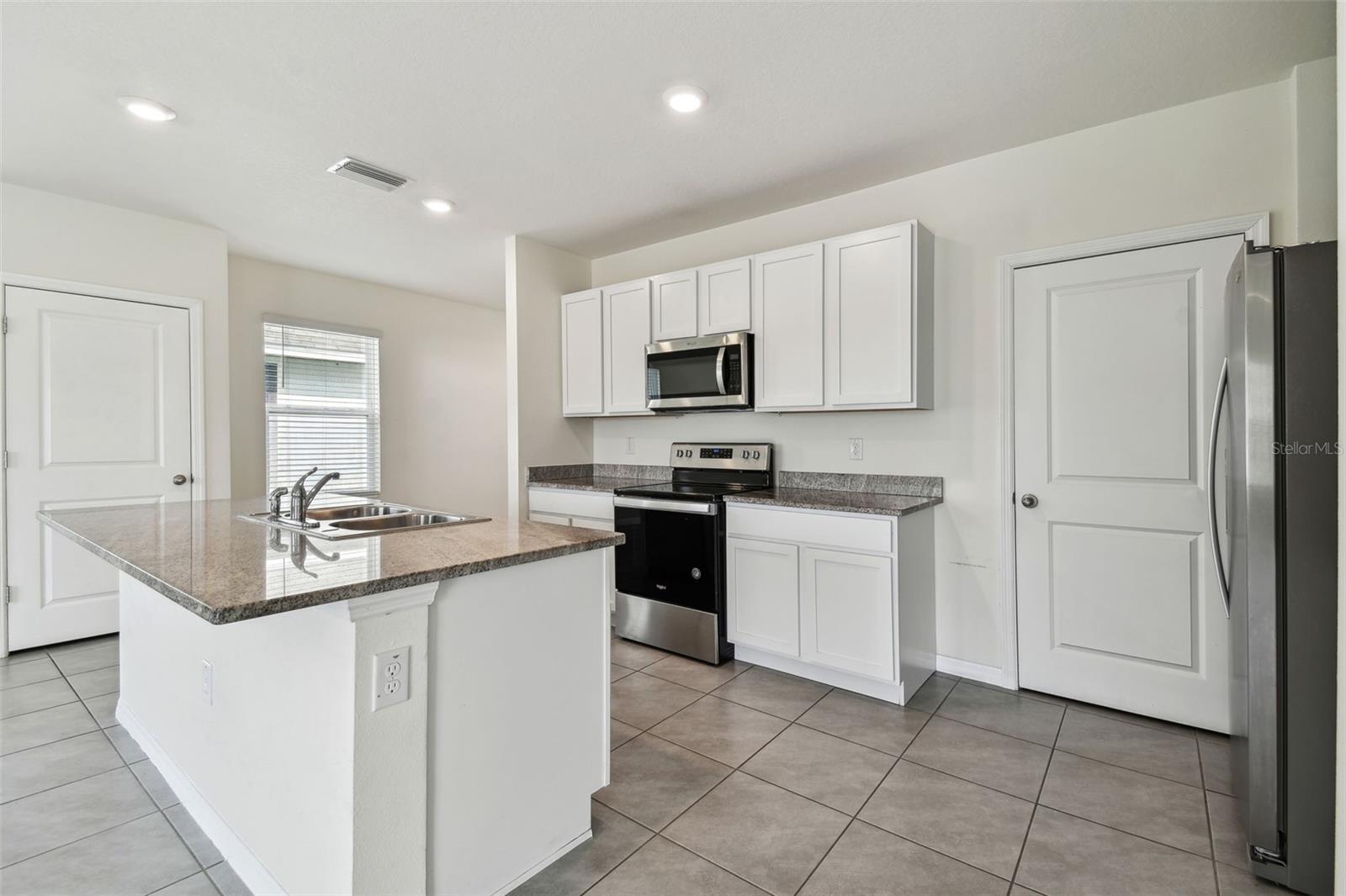 10823 PENNY GALE LOOP