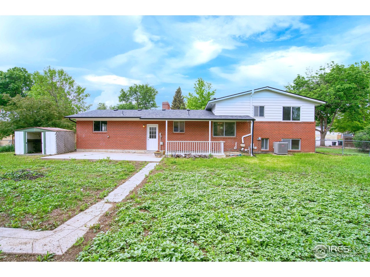 1868 Princess Dr