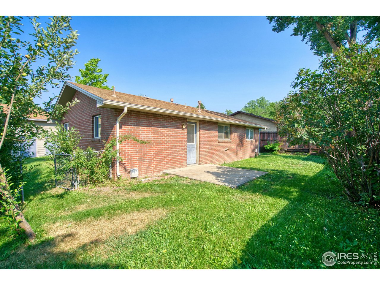 26 Durian Ct